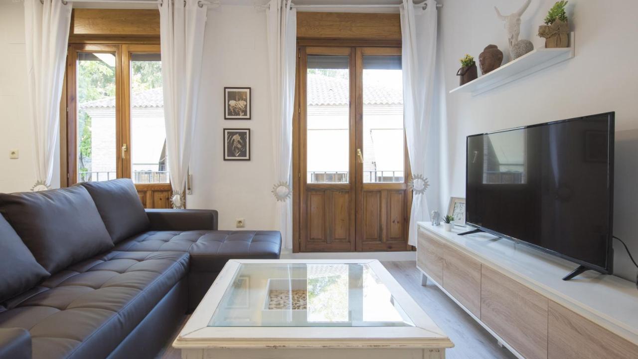 Apartamento Pasaje Del Barco By Toledo Ap Екстериор снимка