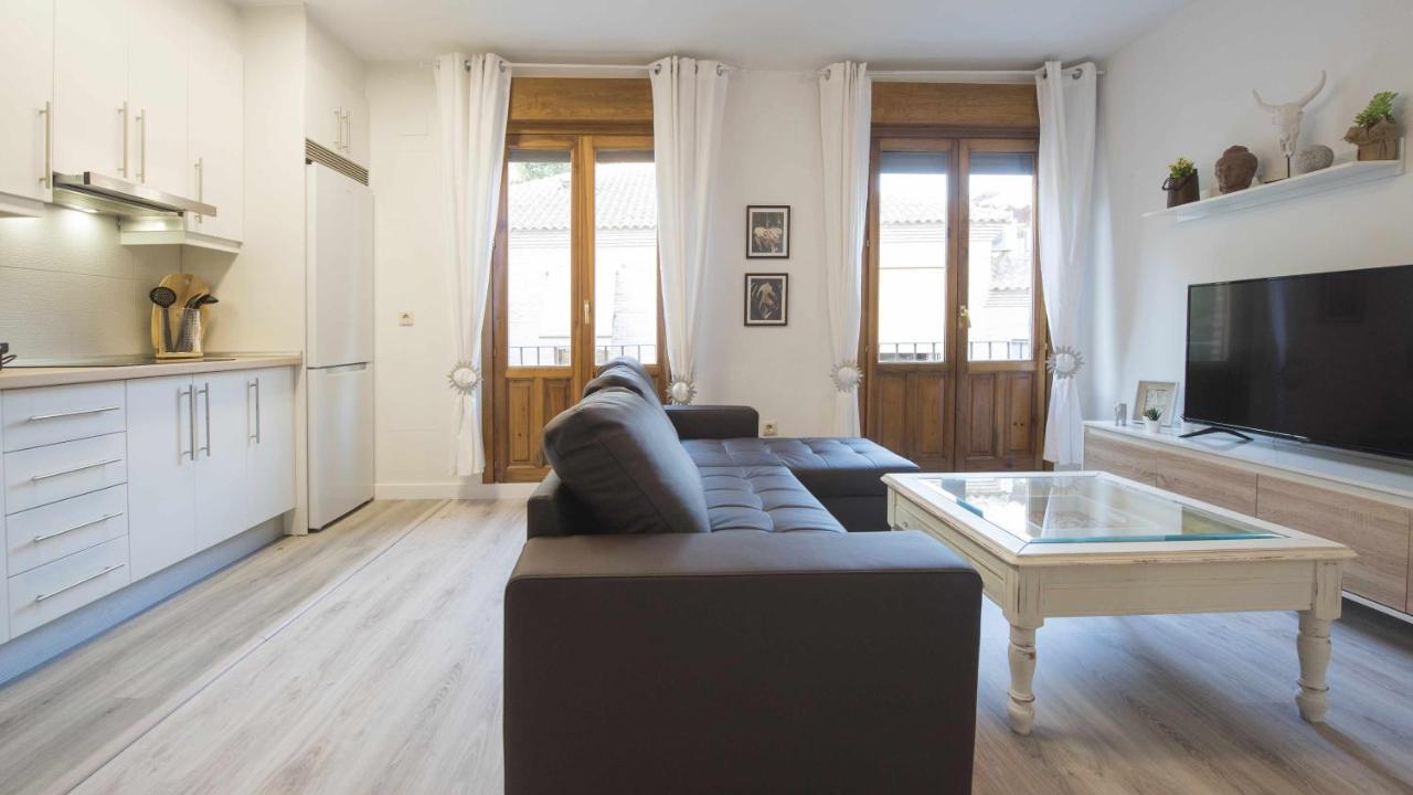 Apartamento Pasaje Del Barco By Toledo Ap Екстериор снимка